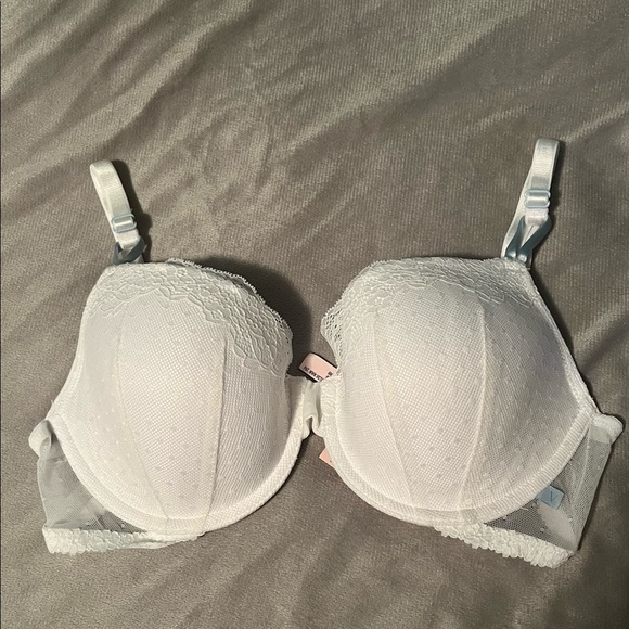 Sold- Victoria Secret Sexy Tee Lightly-Lined Lace Demi Bra - Picture 4 of 11